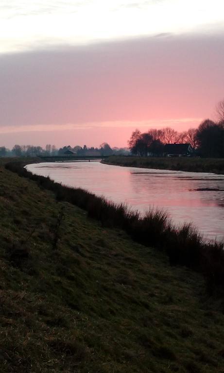 Kniepwiekerhof Neukamperfehn Esterno foto